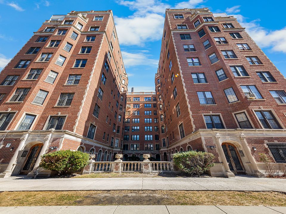 1st image of 6935 S Crandon Ave APT 8D
