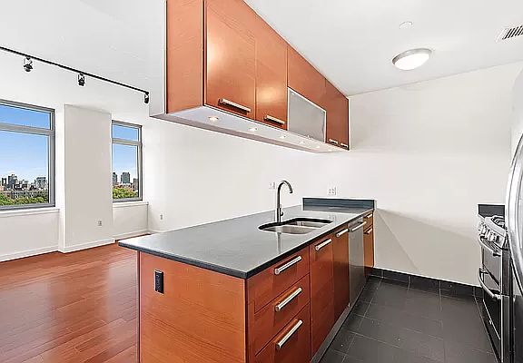 5th image of 1485 Fifth Avenue 10b #10B