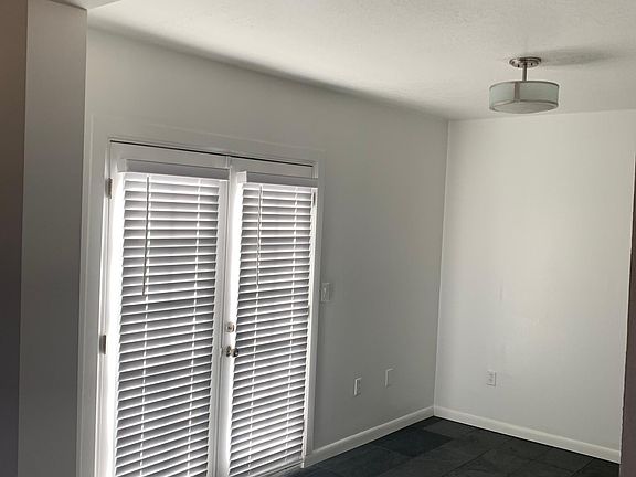 4th image of 545 Morningside Dr NE