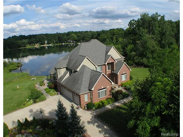 11281 Britney Ln photo 1