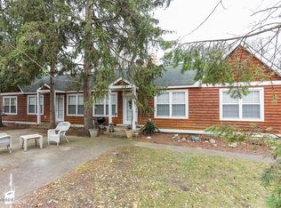 10346 Smith Rd, Union Pier, MI 49129