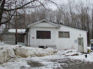 34 Gardner St, Patten, ME 04765