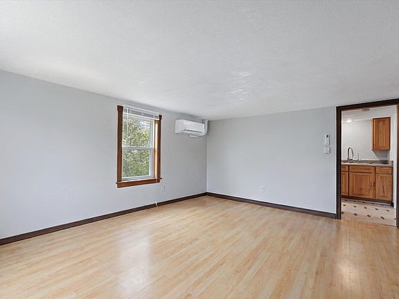 5th image of 314 S Girard Rd