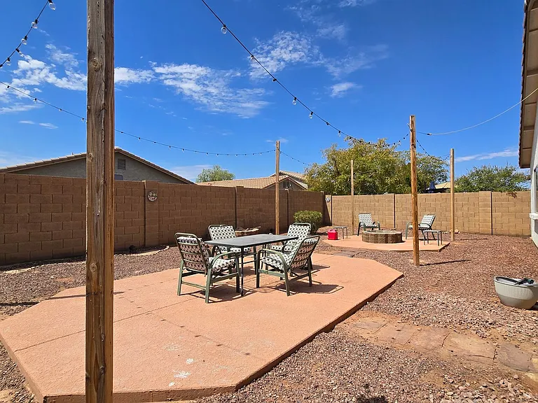 25673 W Northern Lights Way — Photo 36