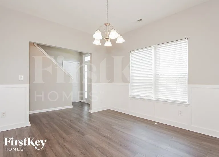61 Ashton Bluff Cir — Photo 4