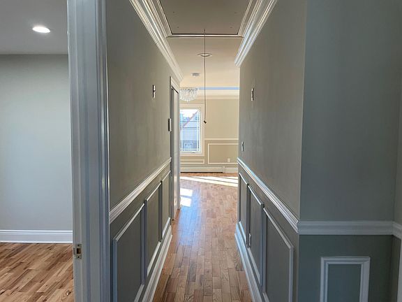 5th image of 62 Monroe St Floor 2