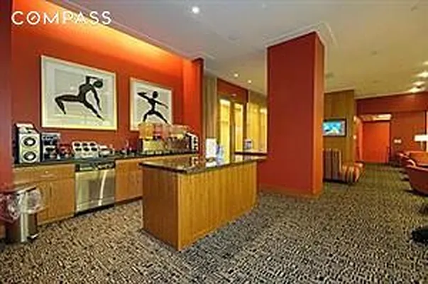Rented by Compass | media 61