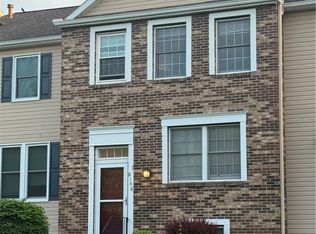 8146 Verbeck Dr, Manlius, NY 13104