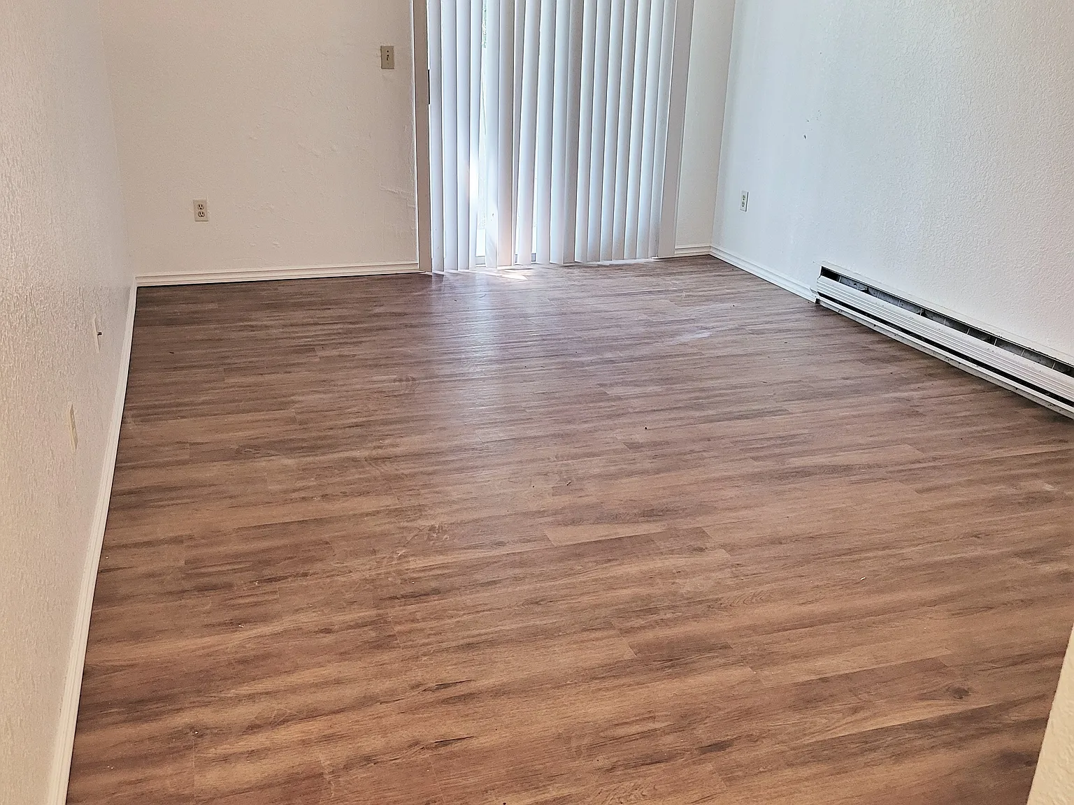 Panther Creek Apartments — Photo 2