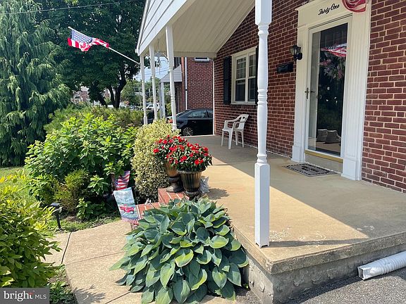 3rd image of 31 Richard Ave