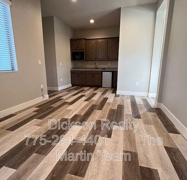 158 Jennys Ln — Photo 4