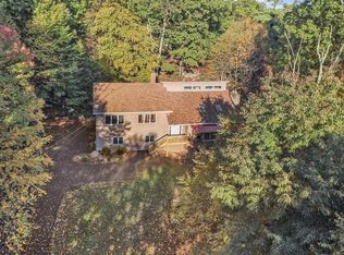 111 W Hook Rd, Hopewell Junction, NY 12533