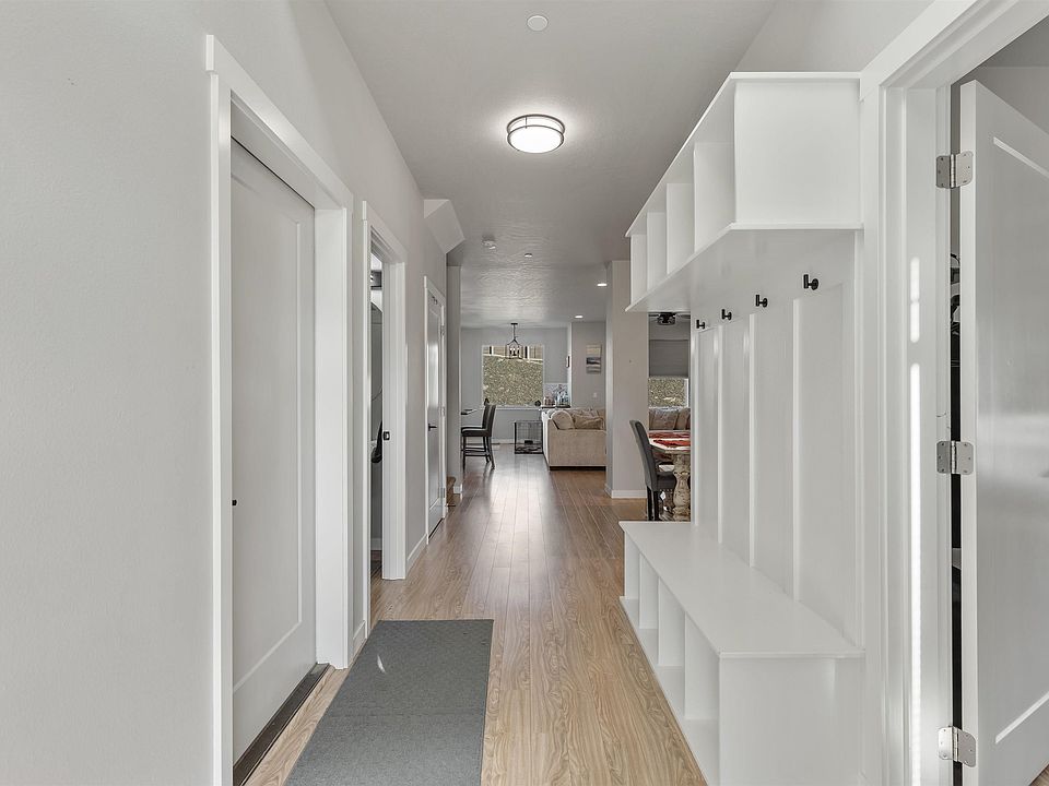 4672 Jodie St, Richland, WA 99352 | Zillow