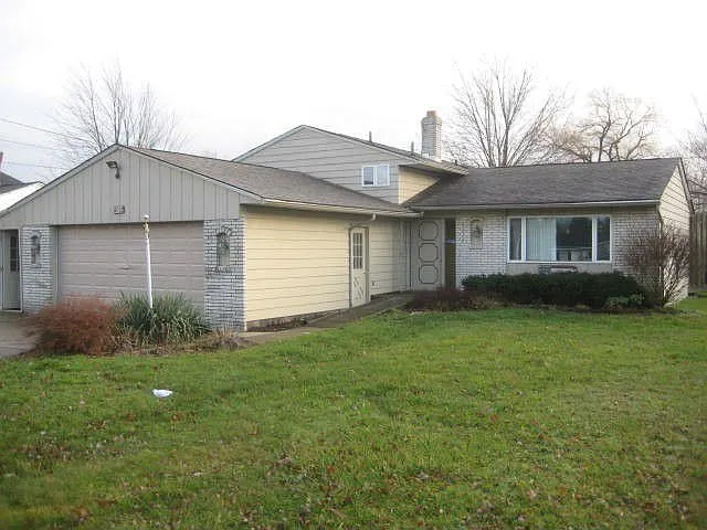 4022 Laurel Rd photo 1