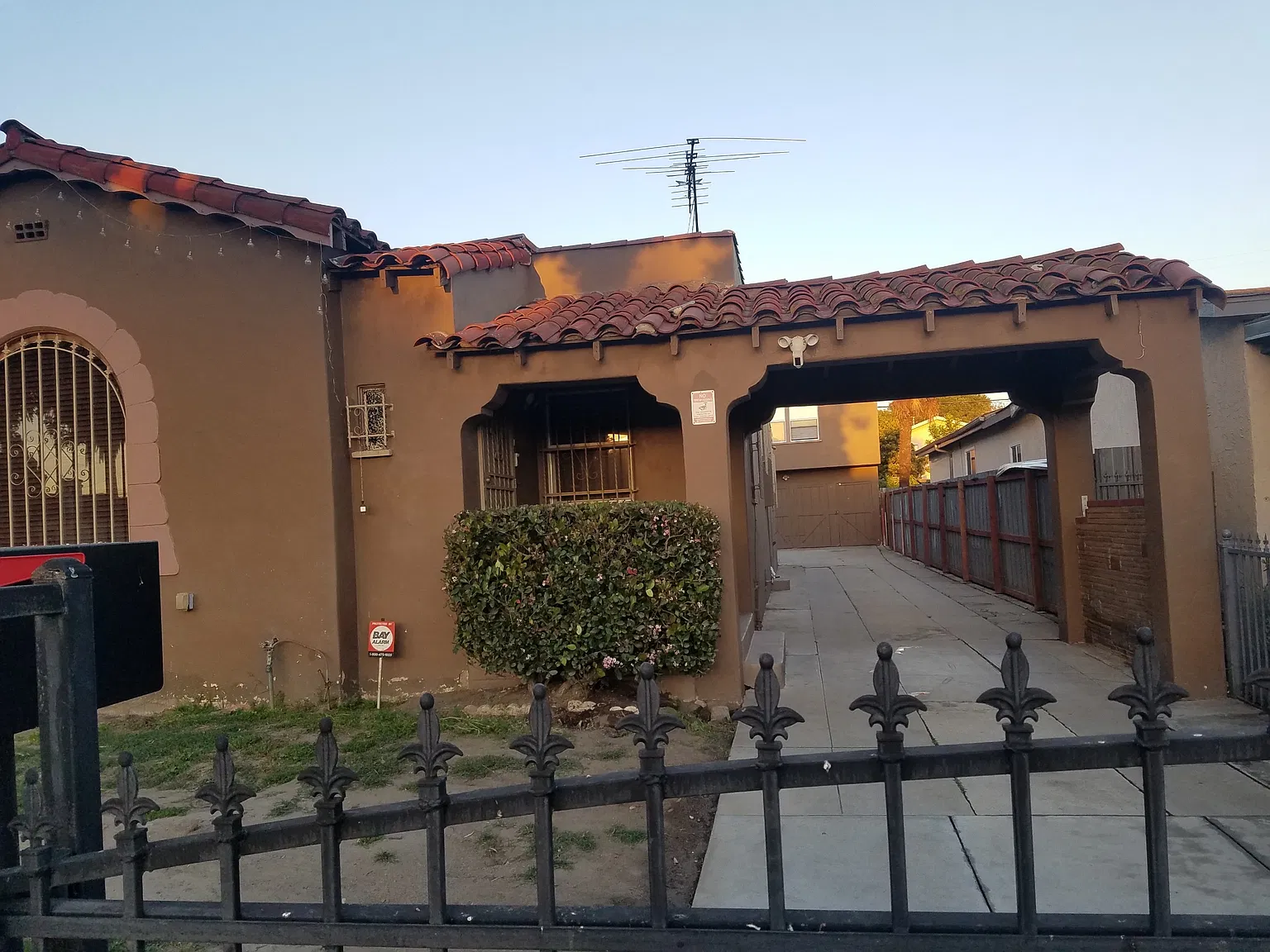 1 bed, $1,800 — Photo 2