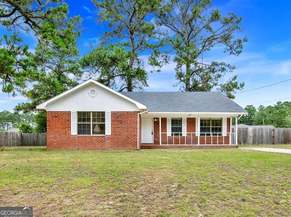 189 W Kenny Dr, Hinesville, GA 31313