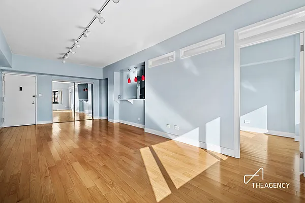 Rented by The Agency | media 3