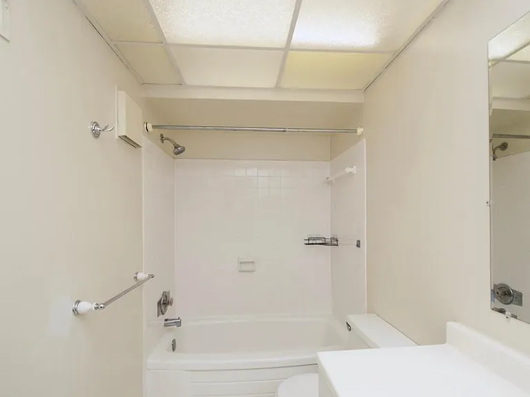 5911G Prince James Dr — Photo 10