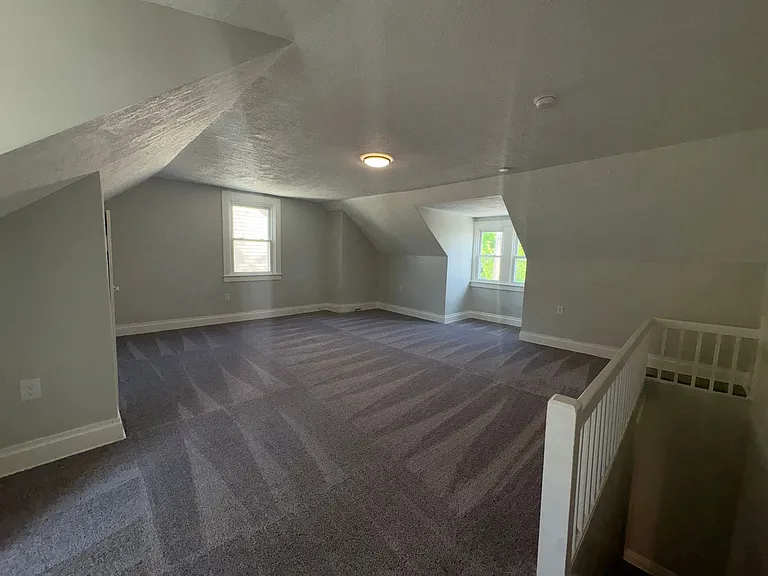 129 Dunbar Ave — Photo 21