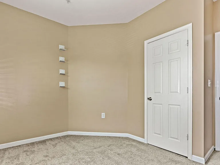 2108 Highcourt Ln #305 — Photo 19