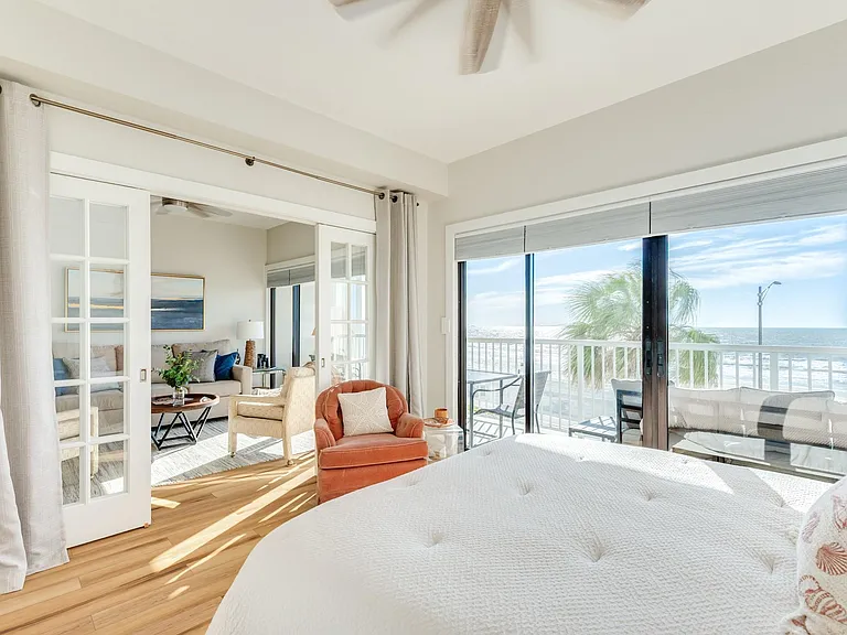 7700 Seawall Blvd #302 — Photo 13