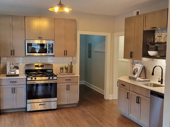 2228 Kenmore, 2228 N Kenmore Ave #1R, Chicago, IL 60614