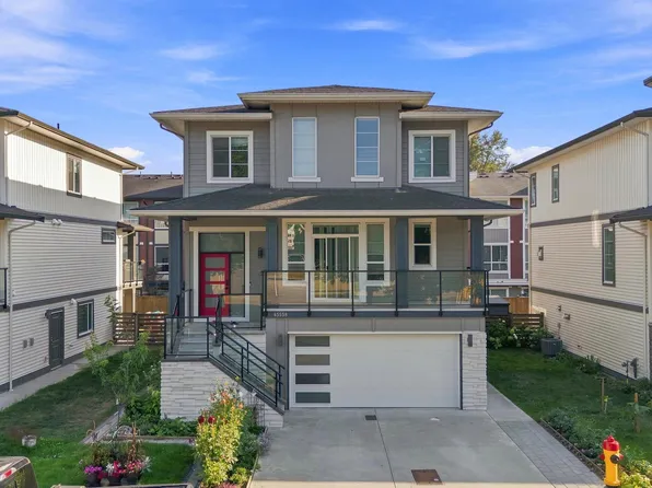 45558 Meadowbrook Dr, Chilliwack, BC V2P 7R9