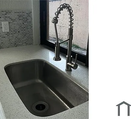 3 bed, 1800 sqft, $3,500 — Photo 4