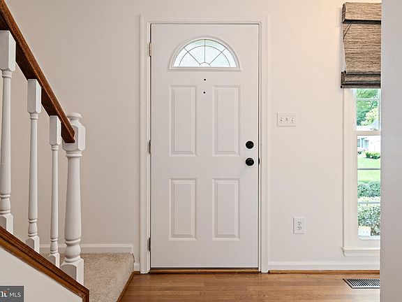 4th image of 1208 Finneans Run