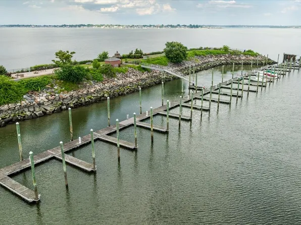 600 Clarence Avenue image 33 of 37