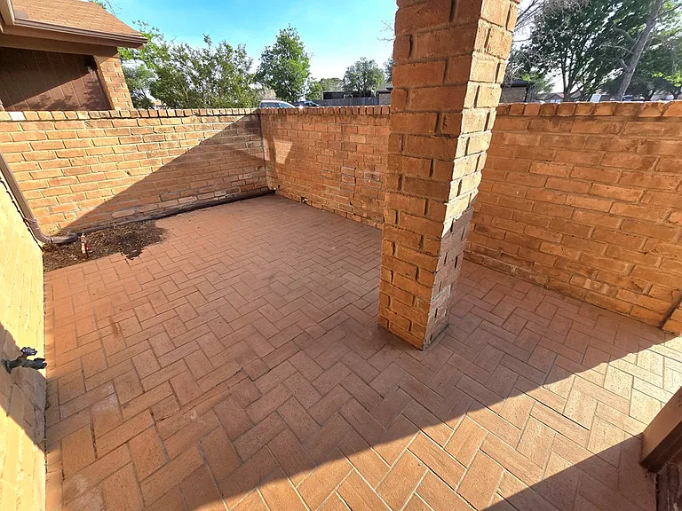 2602 N Pecos St #A — Photo 4