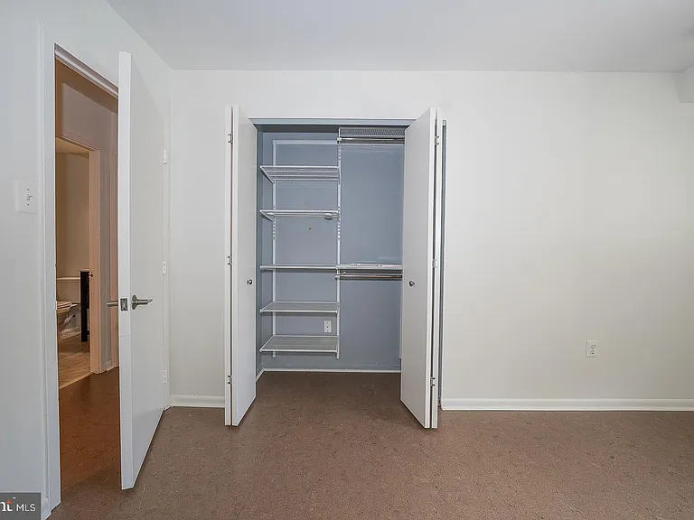 1640 Oakwood Dr #W-216 — Photo 34