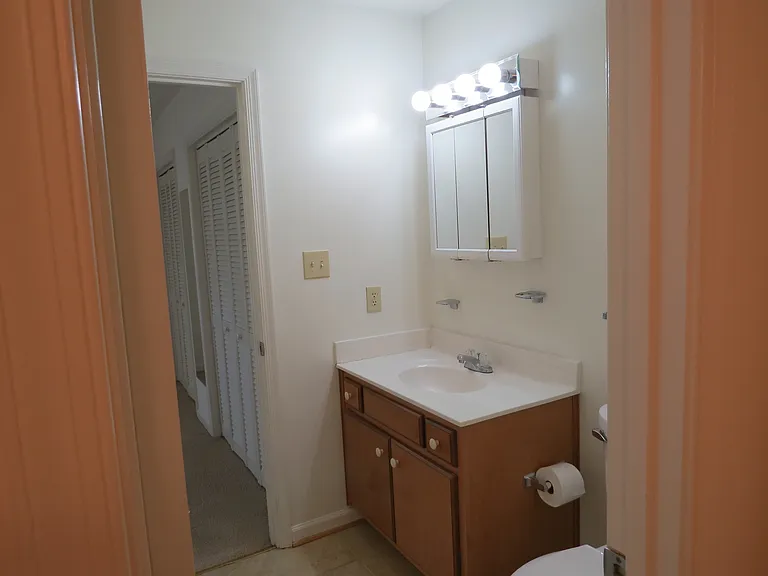 131 King Henry Way — Photo 20