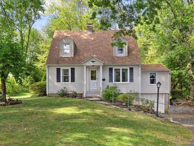 34 Hartford Avenue, Newington, CT, 06111