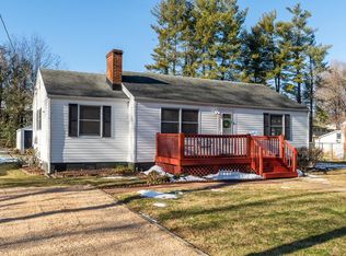 240 River Rd, Waynesboro, VA 22980