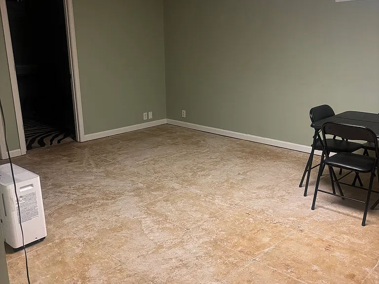428 Springwood Place Ct — Photo 35