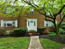 142 South St, Red Bank, NJ