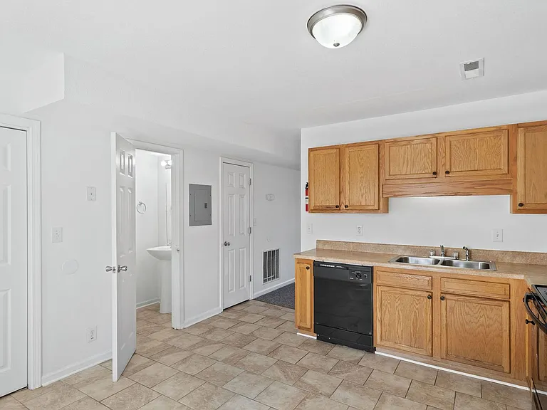 188 Jack Miller Blvd — Photo 12