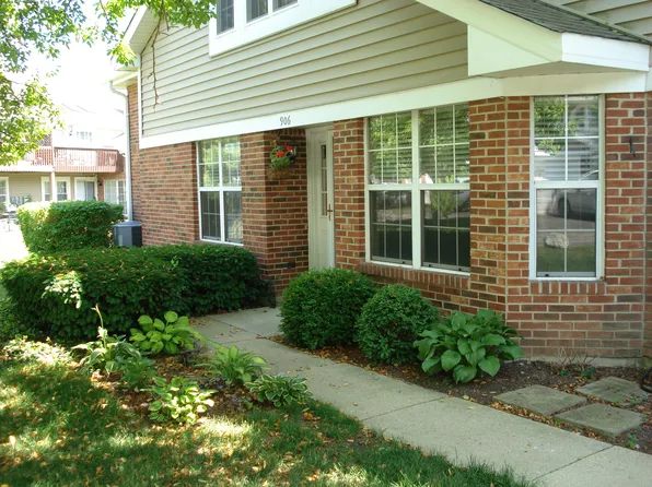 906 W Happfield Dr #906, Arlington Heights, IL 60004