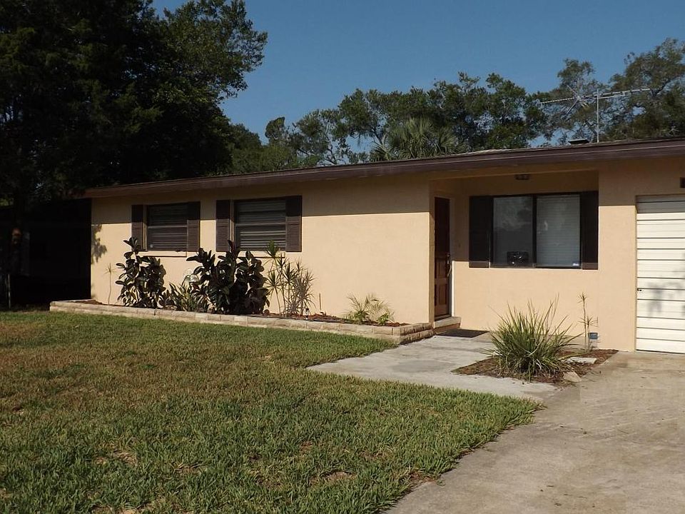1st image of 1504 Primrose Ln