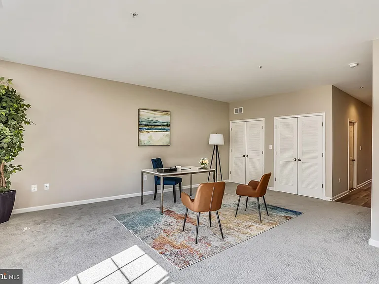 925 Dorchester Cove Rd — Photo 6