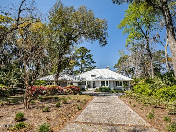 228 Cotton Dike Rd, Saint Helena Island, SC 29920