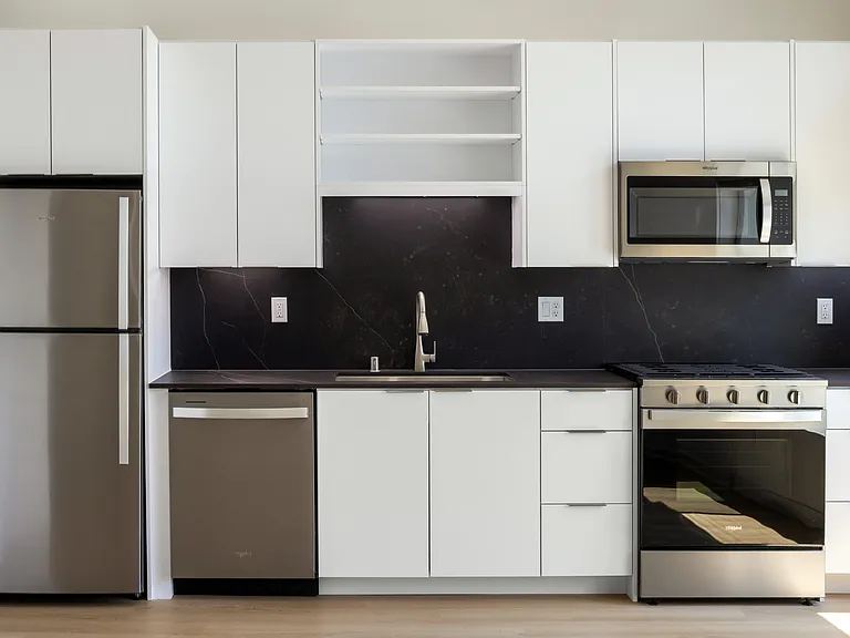 Lofts at Noho Commons — Photo 17