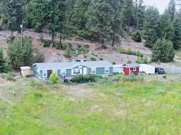 2626D Cedonia Addy Rd, Addy, WA 99101
