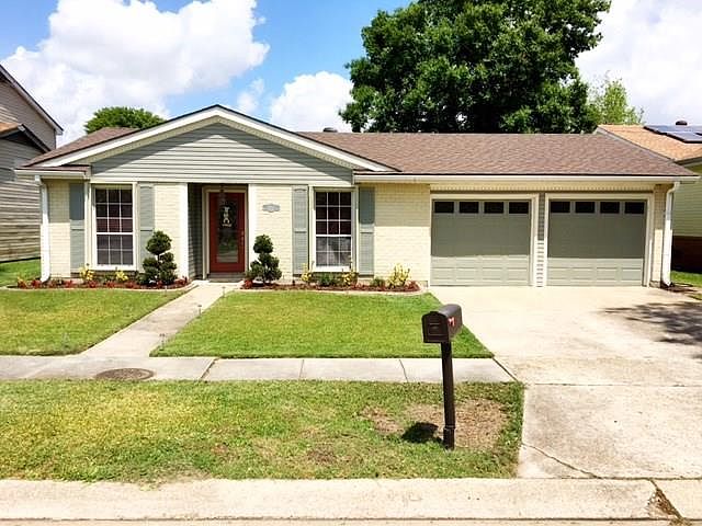 1st image of 4012 N Chipwood Dr