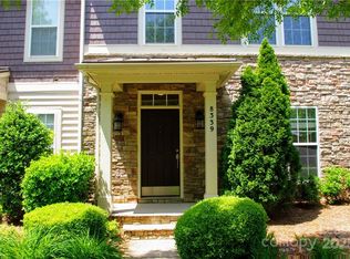 8339 Viewpoint Ln, Cornelius, NC 28031