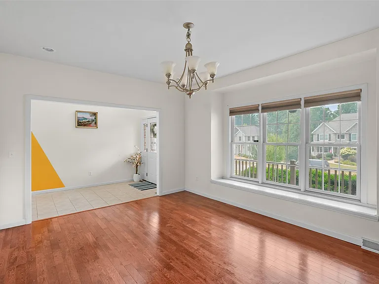 4295 Stone Creek Dr — Photo 17