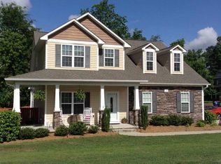 15 Trellis Ct, Lillington, NC 27546