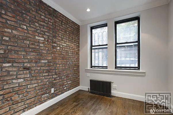 Rented by Oxford Property Group | media 8
