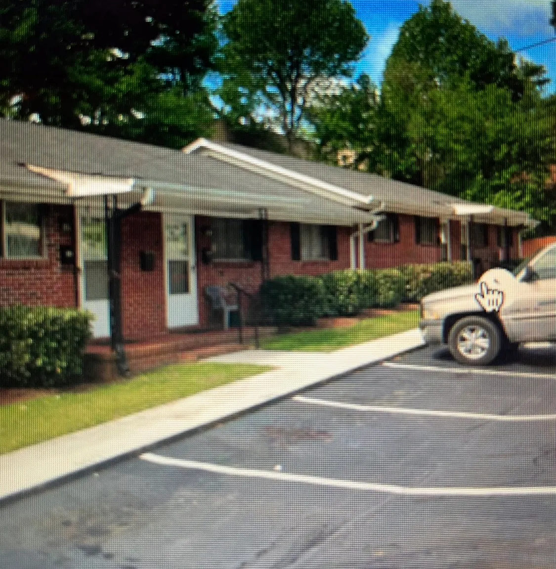 2 bed, 835 sqft, $1,050 — Photo 1